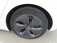 Tesla model 3 standard rwd plus 60 kwh 2020 full self driving | j-906-hn - afbeelding 3 van  17