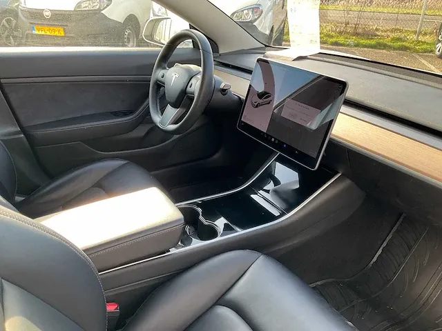 Tesla model 3 standard rwd plus 60 kwh automaat 2020 panoramadak vol leer, g-446-tr - afbeelding 10 van  25