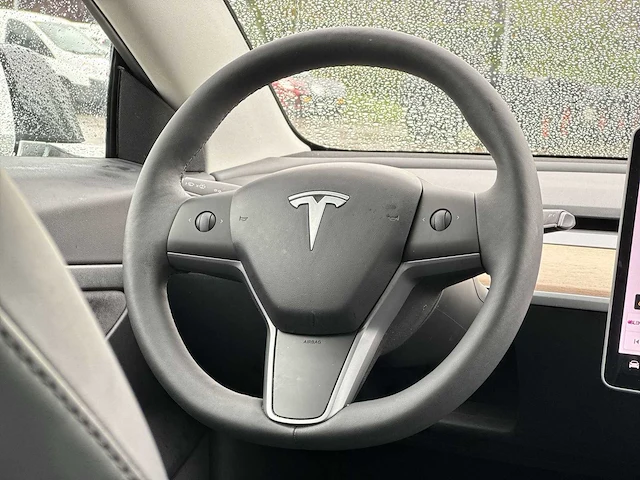 Tesla model 3 standard rwd plus 60 kwh car 2020 | h-039-jn - afbeelding 25 van  27