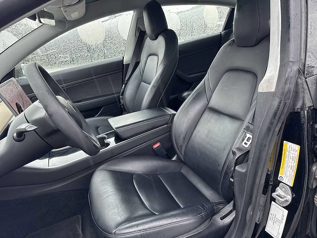 Tesla model 3 standard rwd plus 60 kwh car 2020 | h-039-jn - afbeelding 2 van  27