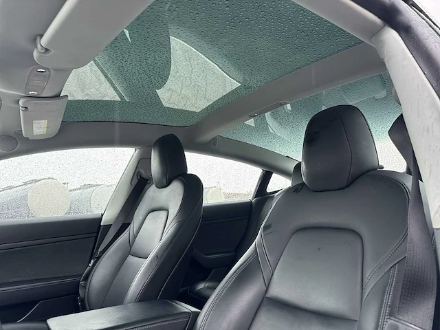 Tesla model 3 standard rwd plus 60 kwh car 2020 | h-039-jn - afbeelding 4 van  27