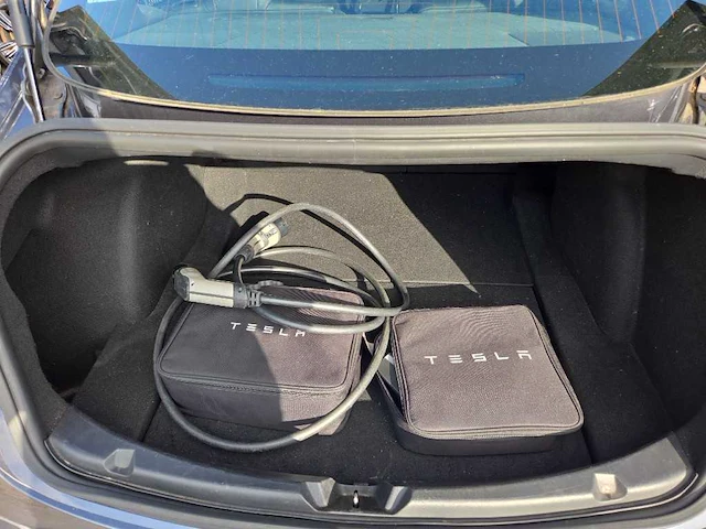 Tesla model 3 standard rwd plus 60 kwh car 2020 | h-503-kx - afbeelding 11 van  26