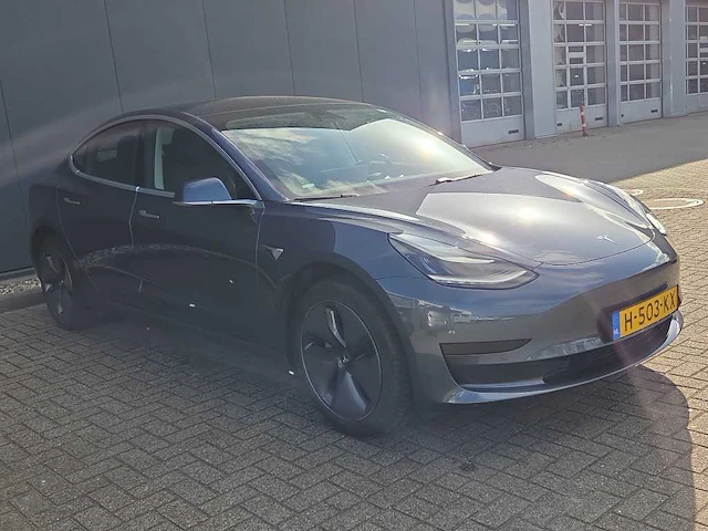 Tesla model 3 standard rwd plus 60 kwh car 2020 | h-503-kx - afbeelding 14 van  26