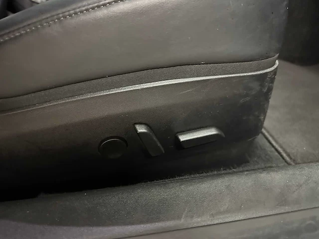 Tesla model 3 standard rwd plus 60 kwh (origineel-nl + 1e eigenaar), g-290-pd - afbeelding 35 van  51