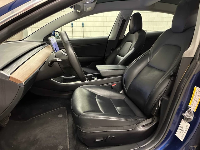 Tesla model 3 standard rwd plus 60 kwh (origineel-nl + 1e eigenaar), g-290-pd - afbeelding 38 van  51