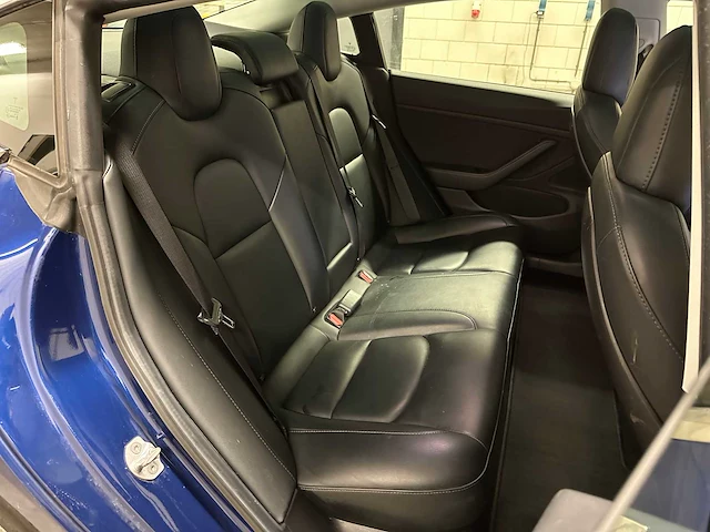 Tesla model 3 standard rwd plus 60 kwh (origineel-nl + 1e eigenaar), g-290-pd - afbeelding 41 van  51