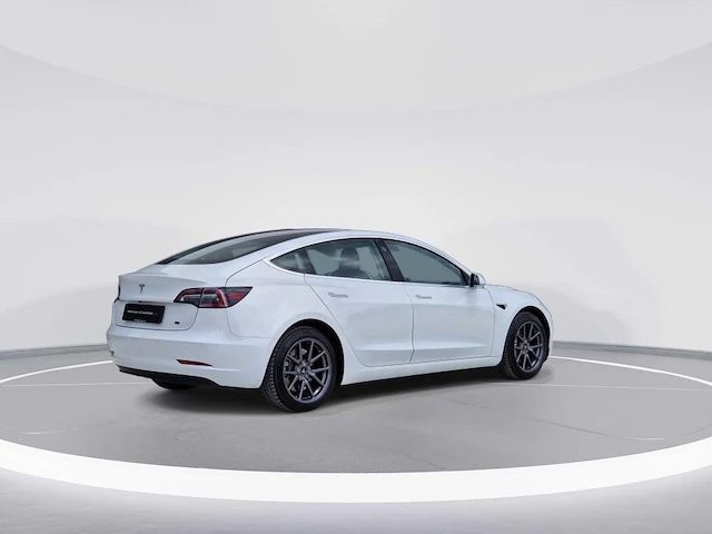 Tesla model 3 stnd.rwd plus 60 kwh | r-085-ph - afbeelding 25 van  29