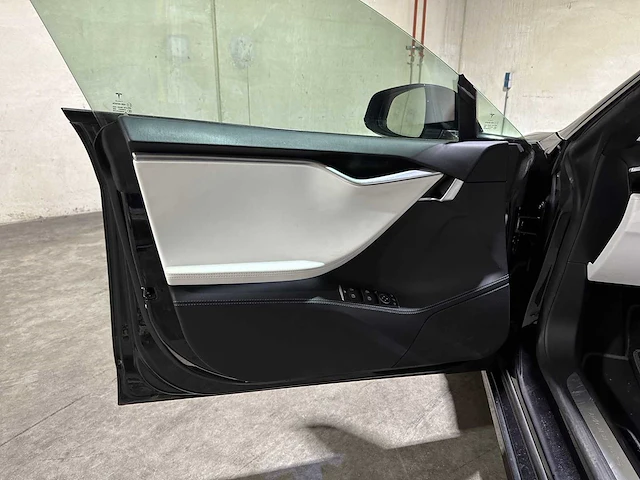Tesla model s 100d 417pk 2017 (origineel-nl), rk-841-r - afbeelding 25 van  43