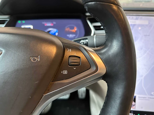 Tesla model s 100d performance 612pk 2018, sv-719-z - afbeelding 17 van  49