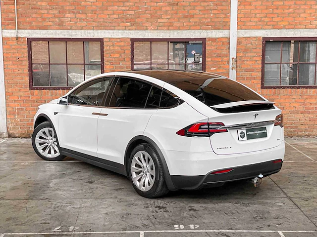 Tesla model x 75d base 7p 333pk 2018 (origineel-nl), st-663-b - afbeelding 7 van  45