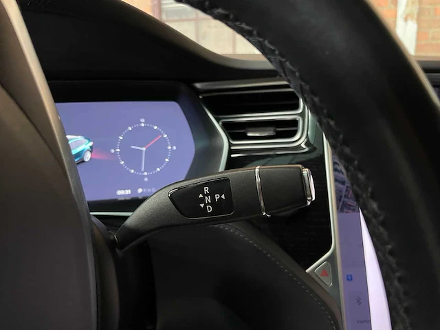 Tesla model x 75d base 7p 333pk 2018 (origineel-nl), st-663-b - afbeelding 17 van  45