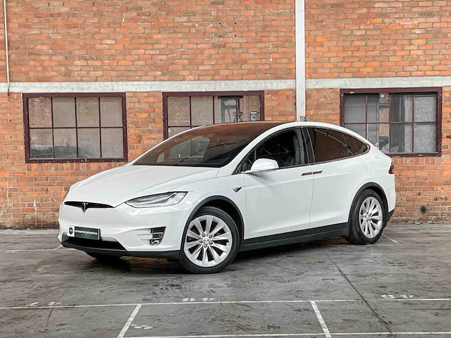 Tesla model x 75d base 7p 333pk 2018 (origineel-nl), st-663-b - afbeelding 12 van  45