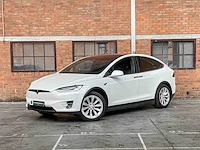 Tesla model x 75d base 7p 333pk 2018 (origineel-nl), st-663-b - afbeelding 12 van  45