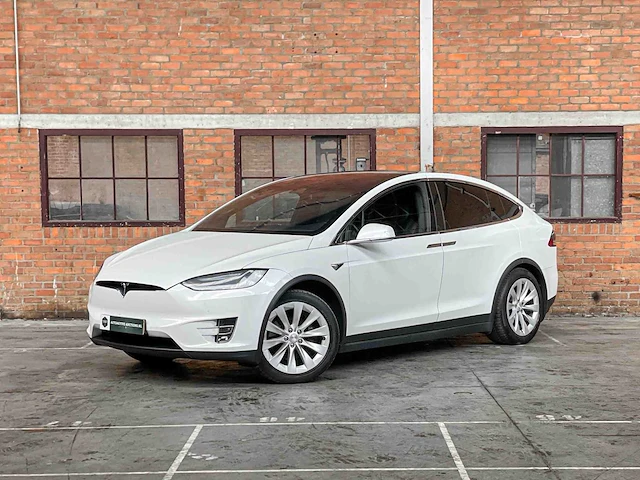 Tesla model x 75d base 7p 333pk 2018 (origineel-nl), st-663-b - afbeelding 23 van  45