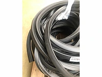 Tessilmare stootlijst rubber zwart +- 30 meter - afbeelding 1 van  2