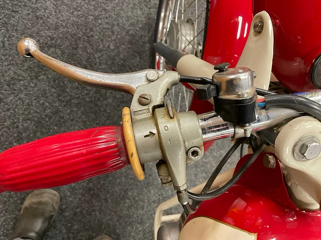 Testi granprix brommer - afbeelding 5 van  13