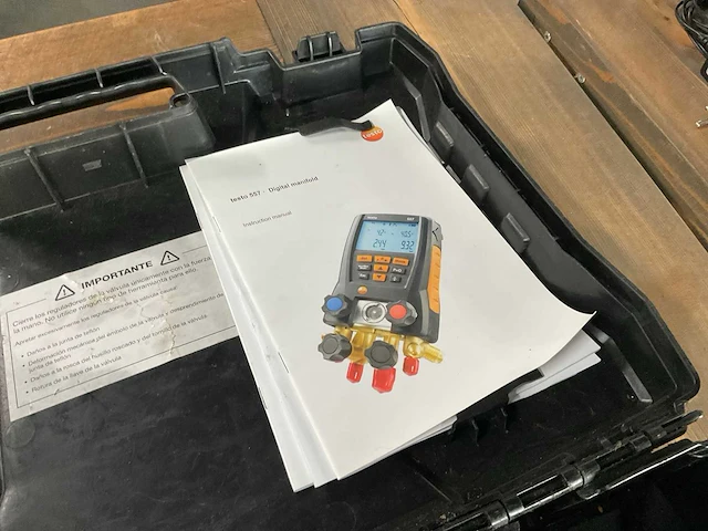 Testo 557 digital manifold airconditioning tool - afbeelding 4 van  5