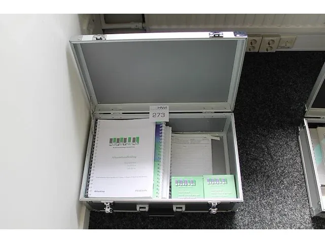 Testset pearson nepsy-ii-nl in koffer. - afbeelding 1 van  2