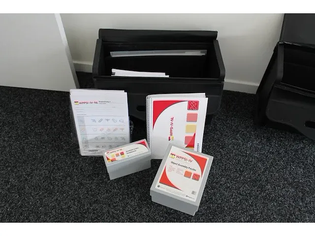 Testset pearson wms-iv-nl in tas. - afbeelding 2 van  2