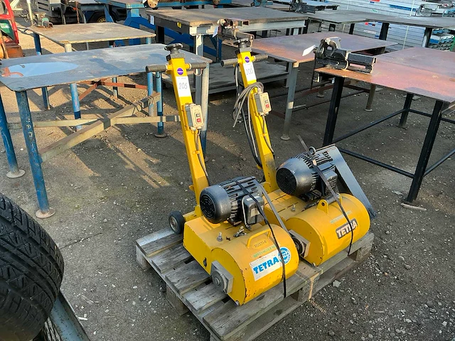 Tetra rusti 8 ontroestingsmachine - afbeelding 1 van  4