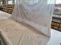 Textielrol 107 meter cambridge met loodvetter 300 hoog (3x) - afbeelding 2 van  3