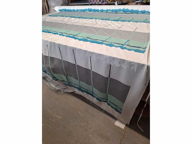 Textielrol 120 meter ice 300 hoog (2x) - afbeelding 2 van  3