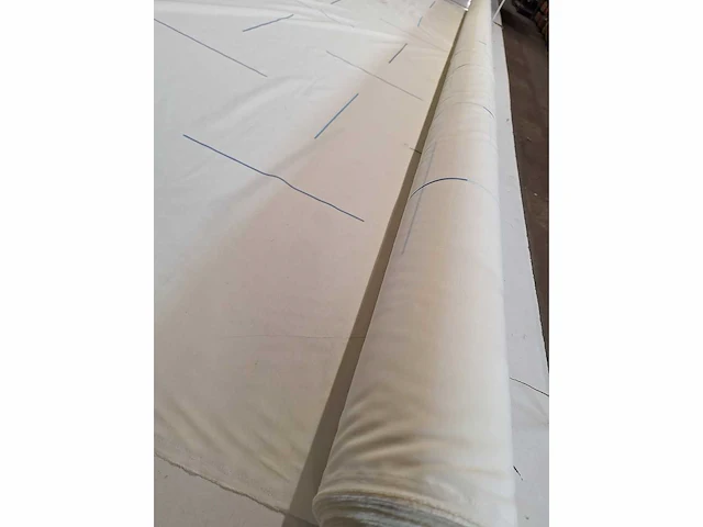 Textielrol 59 meter mosk 300 hoog - afbeelding 3 van  4