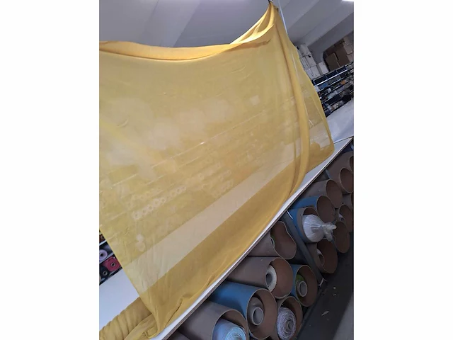 Textielrol 73 meter (60+13) tono met loodvetter 300 hoog (2x) - afbeelding 4 van  5