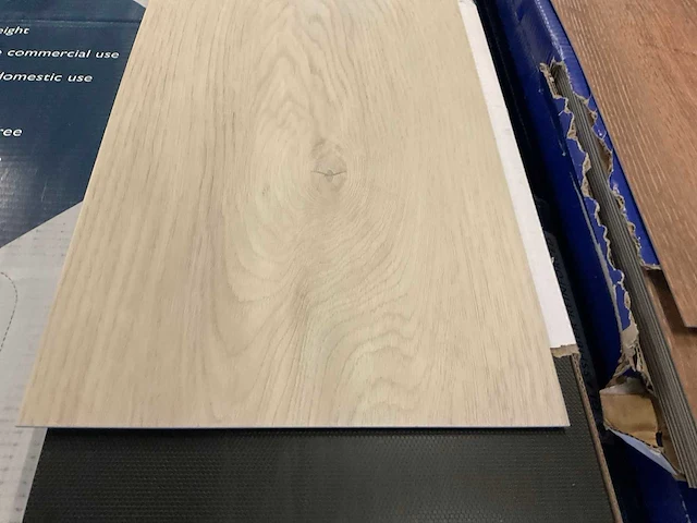 Tfd white oak pvc vloerdelen ca. 4,8 m² - afbeelding 2 van  3