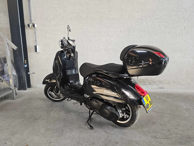 Tgb - bellavita - 300cc - 4t motorscooter - afbeelding 6 van  7