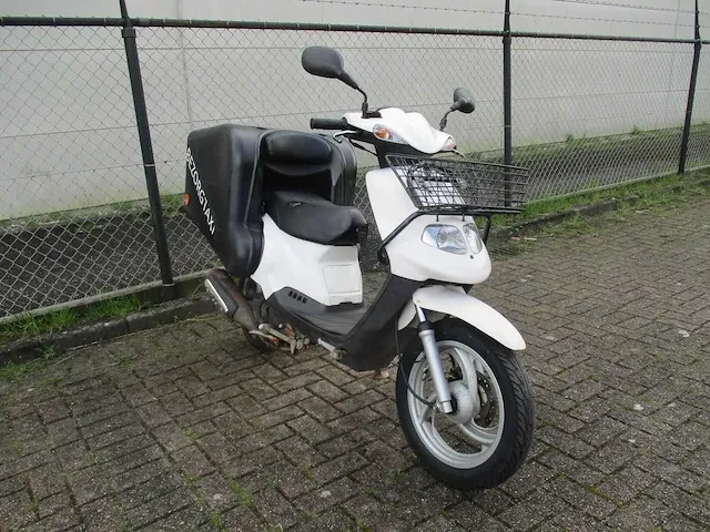 Tgb 303 bk1 - snorscooter - express delivery bk1 2 tact - scooter - afbeelding 4 van  9