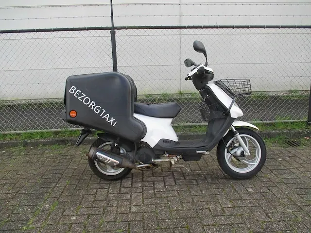 Tgb 303 bk1 - snorscooter - express delivery bk1 2 tact - scooter - afbeelding 5 van  9