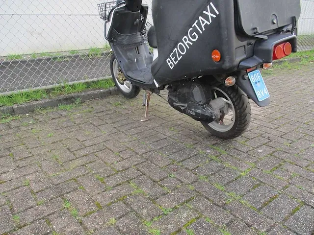 Tgb 303 bk1 - snorscooter - express delivery bk1 2 tact - scooter - afbeelding 8 van  9