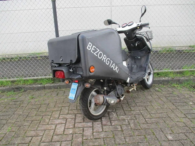 Tgb 303 bk1 - snorscooter - express delivery bk1 2 tact - scooter - afbeelding 6 van  9