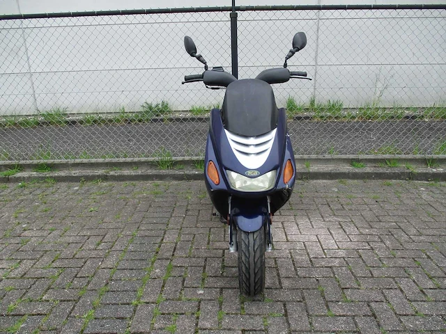 Tgb (scooter alleen bedoeld voor onderdelen!) - snorscooter - f409 2 tact - scooter - afbeelding 3 van  9