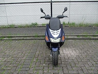 Tgb (scooter alleen bedoeld voor onderdelen!) - snorscooter - f409 2 tact - scooter - afbeelding 3 van  9