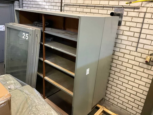 T.h. eindhoven opbergkast (2x) - afbeelding 1 van  7