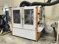 The edge eater slijp/schuur machine