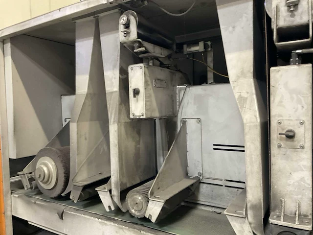 The edge eater slijp/schuur machine - afbeelding 8 van  11