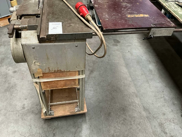 The morrison 45s afkortcirkelzaagmachine - afbeelding 4 van  12