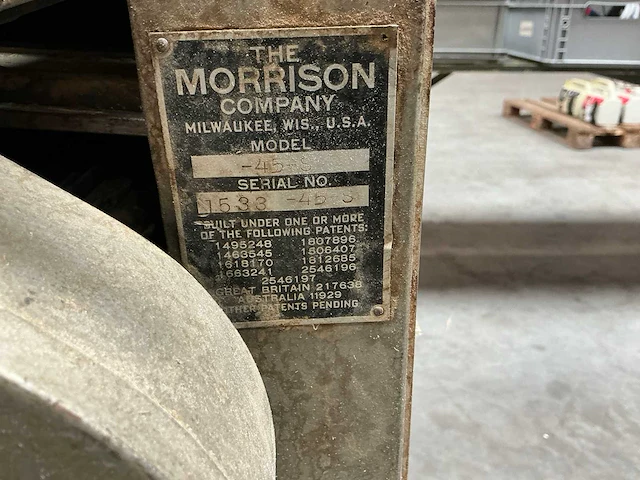 The morrison 45s afkortcirkelzaagmachine - afbeelding 10 van  12