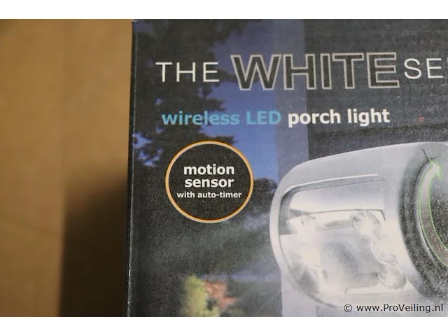The white series verlichting met beweging sensor - 2 stuks - afbeelding 3 van  5