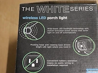 The white series verlichting met beweging sensor - 2 stuks - afbeelding 4 van  5