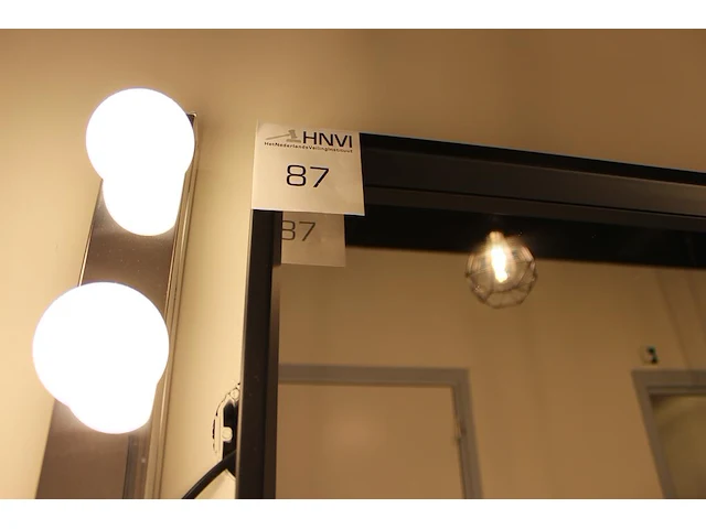 Theaterspiegel met verlichting. afmeting 85 x 150 cm. - afbeelding 2 van  3
