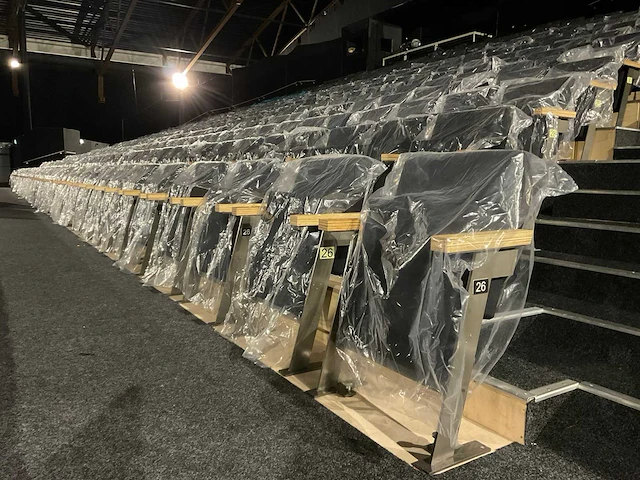 Theaterstoel (200x) - afbeelding 1 van  17