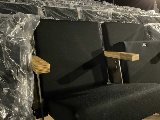 Theaterstoel (200x) - afbeelding 17 van  17