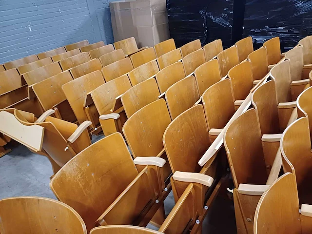 Theaterstoelen/kerkbanken (21x) - afbeelding 2 van  11