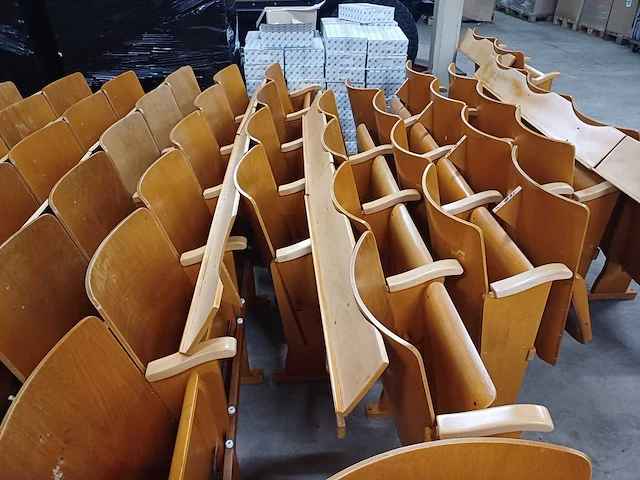 Theaterstoelen/kerkbanken (21x) - afbeelding 3 van  11