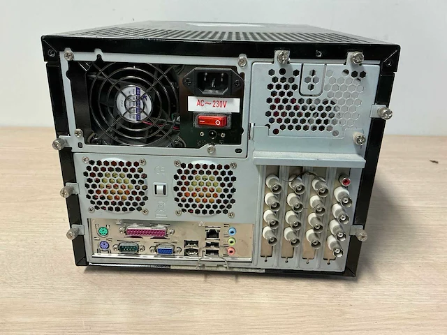 Thermaltake lanbox lite desktop - afbeelding 2 van  5
