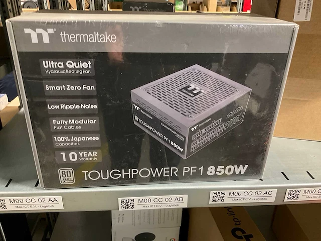 Thermaltake pf1 850w toughpower - afbeelding 2 van  3